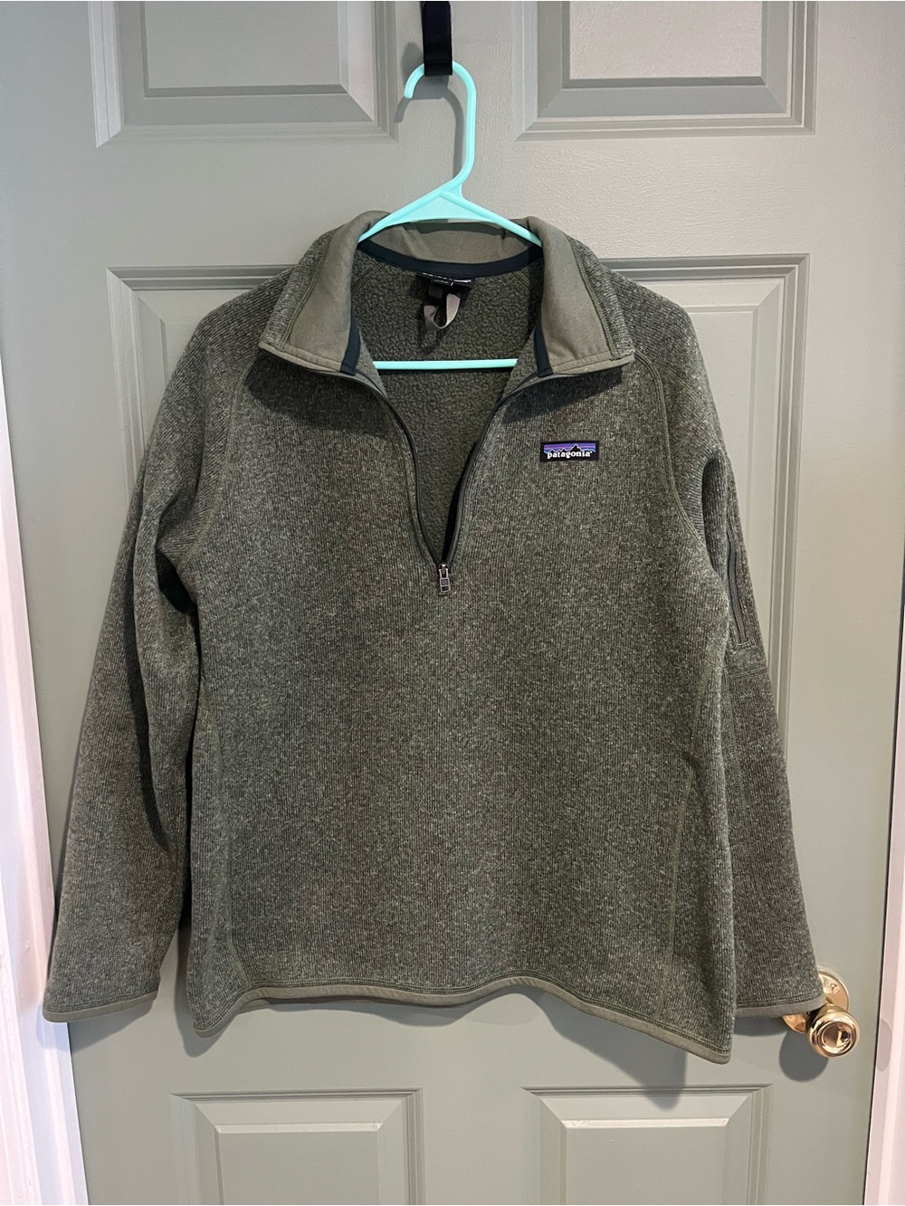 Patagonia Women’s Olive Zip-Neck Fleece Pullover